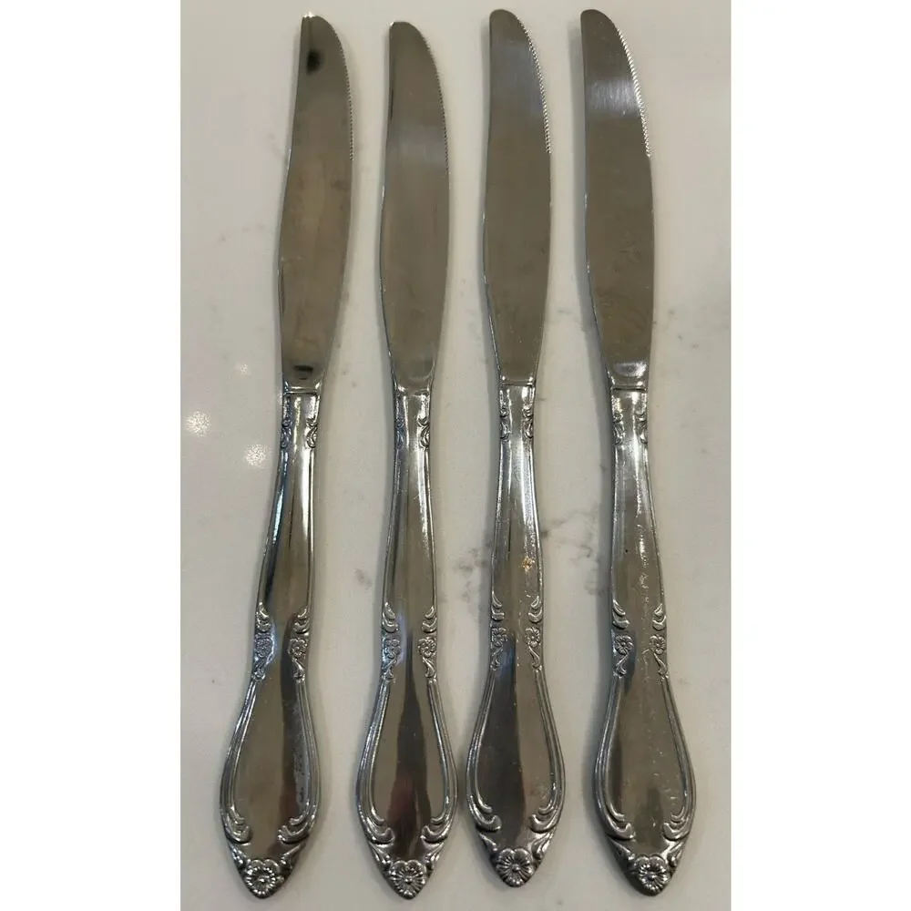 Vtg‎ Set of 4 Dinner Knives “T” Monogram Custom Made Floral Stainless Flatware